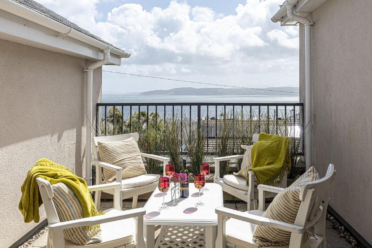 The Penthouse Villa Benllech Luaran gambar